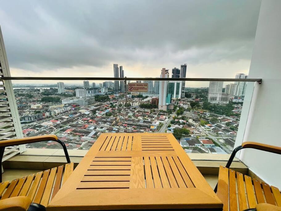 Ksl Cozy Bathtub Super High Floor View Johor Bahru