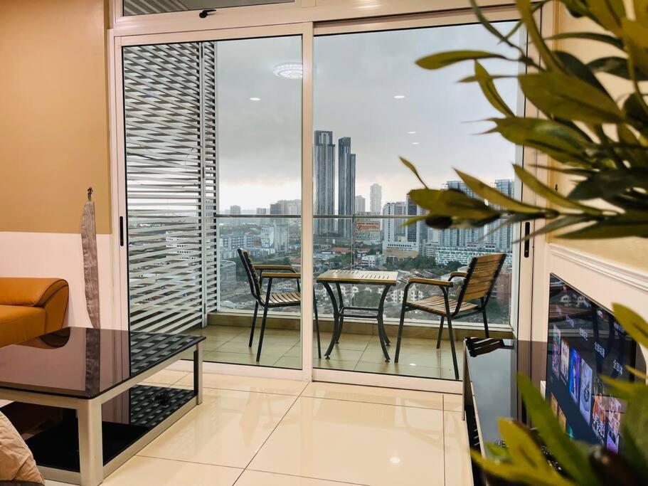 Ksl Cozy Bathtub Super High Floor View Johor Bahru